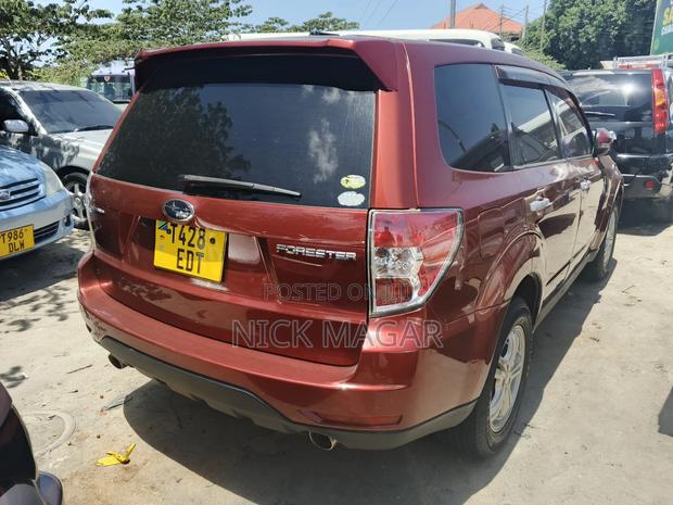 Subaru Forester 2022 Red