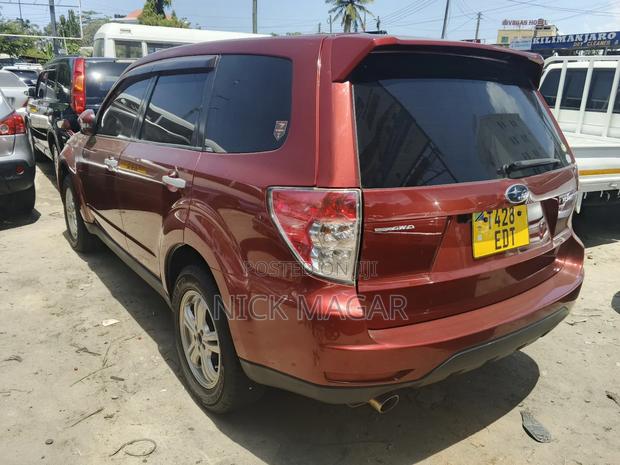 Subaru Forester 2022 Red