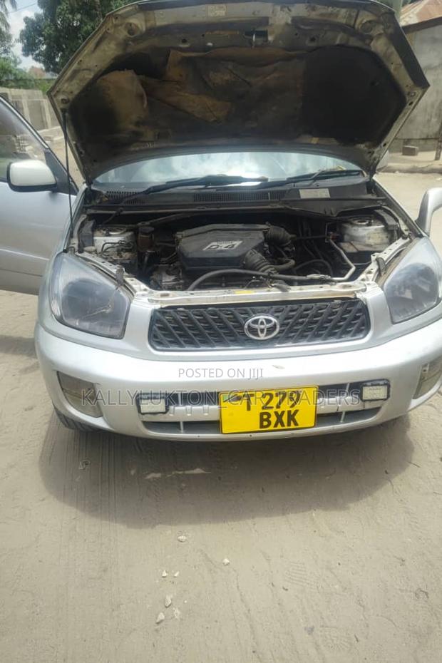 Toyota RAV4 2005 Silver