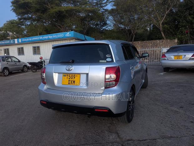 Toyota IST 2007 Silver