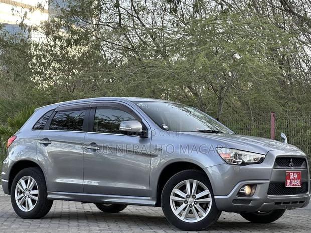 Mitsubishi RVR 2.0 2012 Gray