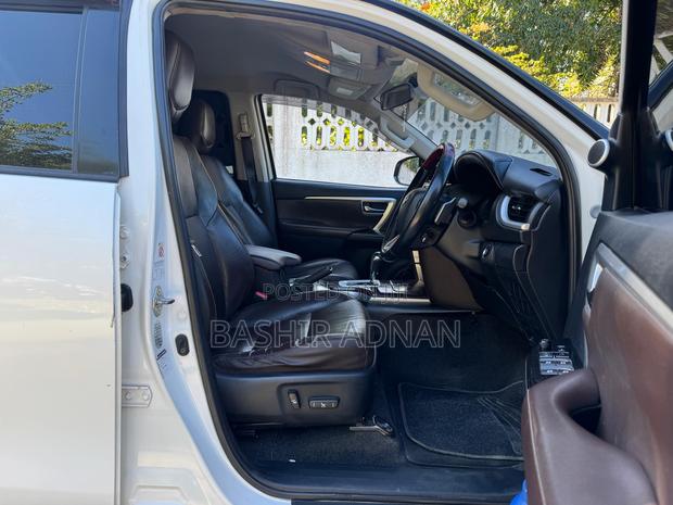 Toyota Fortuner 2.8 D RWD 2016 Pearl