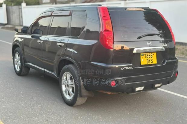 Nissan X-Trail 2006 Black