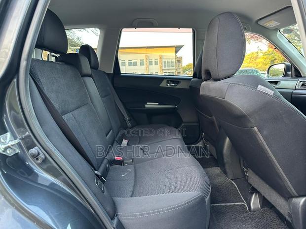 Subaru Forester 2012 Gray