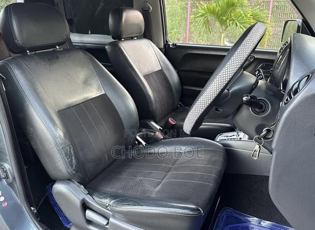 Suzuki Jimny 2005 Gray