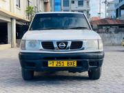 Nissan Hardbody 2005 White for sale