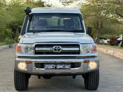 Toyota Land Cruiser 2015 White for sale