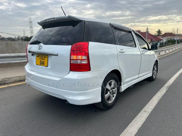 Toyota Wish 2007 White