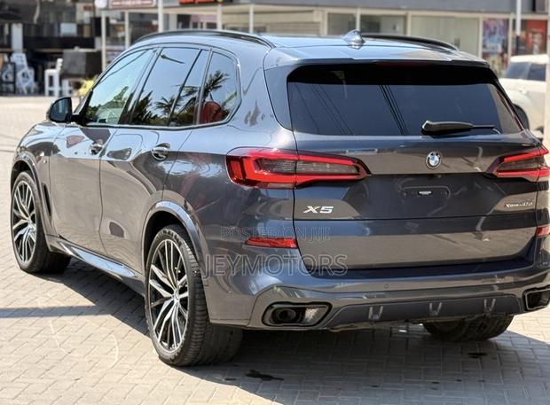BMW X5 2022 Gray
