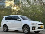 Mitsubishi Outlander 2012 White for sale
