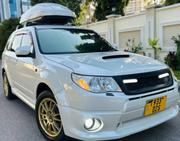 Subaru Forester 2010 White for sale