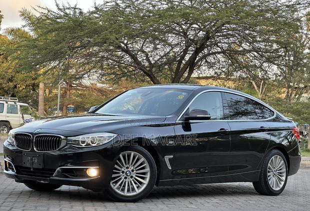 BMW 3 Series 320i RWD 2013 Black