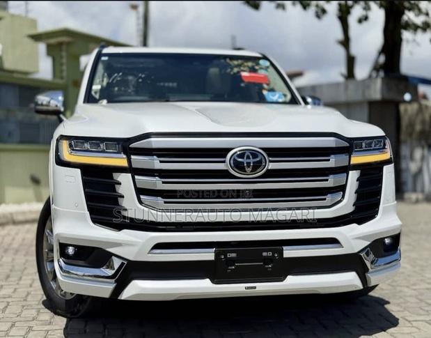 New Toyota Land Cruiser 2024 Pearl