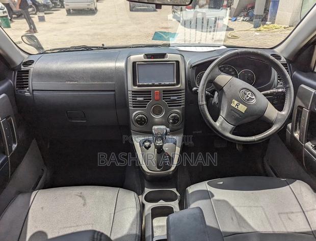 Toyota Rush 1.5 RWD 2008 Green