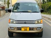 Toyota Noah 2002 Silver for sale