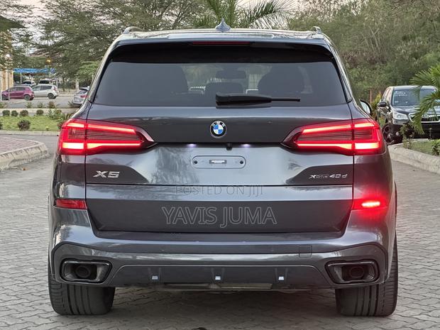 BMW X5 2022 Gray