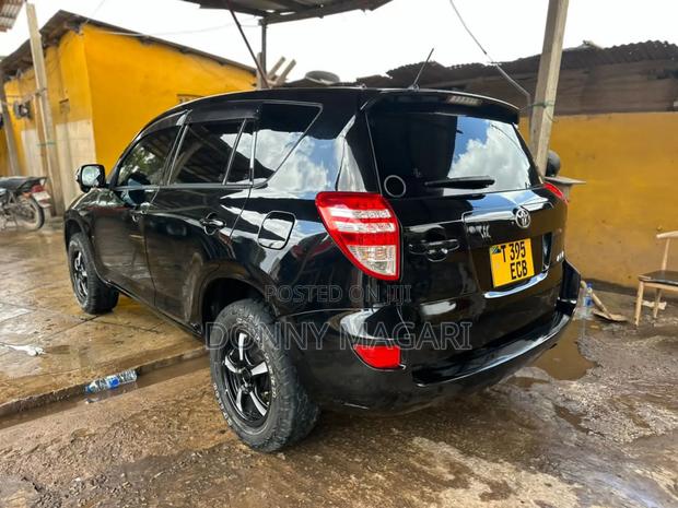 Toyota RAV4 2009 Black