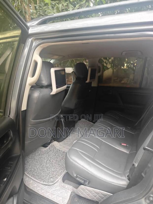 Toyota Land Cruiser 2013 Gray