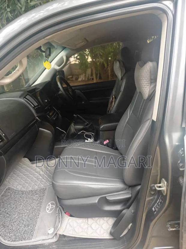 Toyota Land Cruiser 2013 Gray