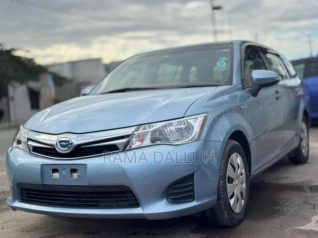 Toyota Corolla Fielder 2015 Blue
