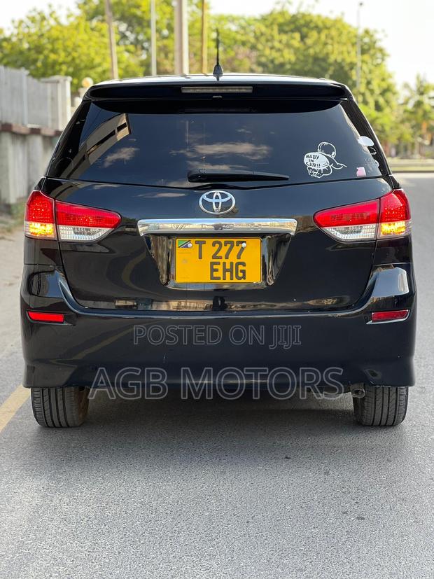 Toyota Wish 2012 Black