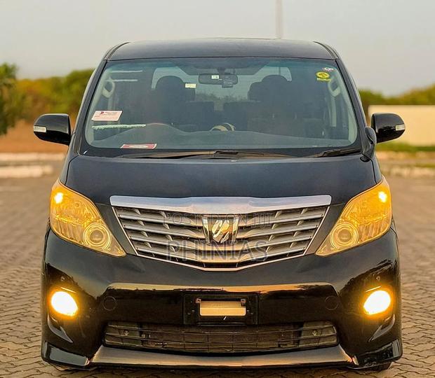 Toyota Alphard 2010 Black