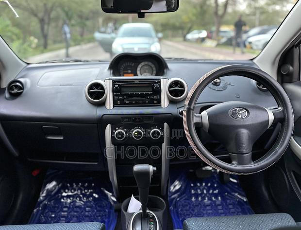 Toyota IST 2006 Pearl