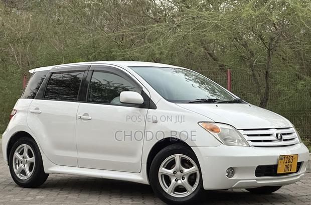 Toyota IST 2006 Pearl