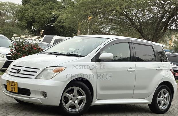 Toyota IST 2006 Pearl