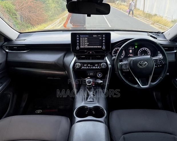 Toyota Harrier 2021 Matt Black