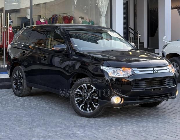 Mitsubishi Outlander 2014 Black