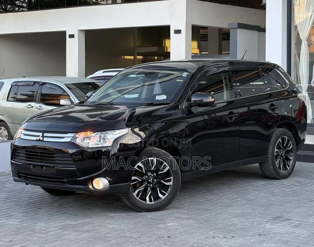 Mitsubishi Outlander 2014 Black