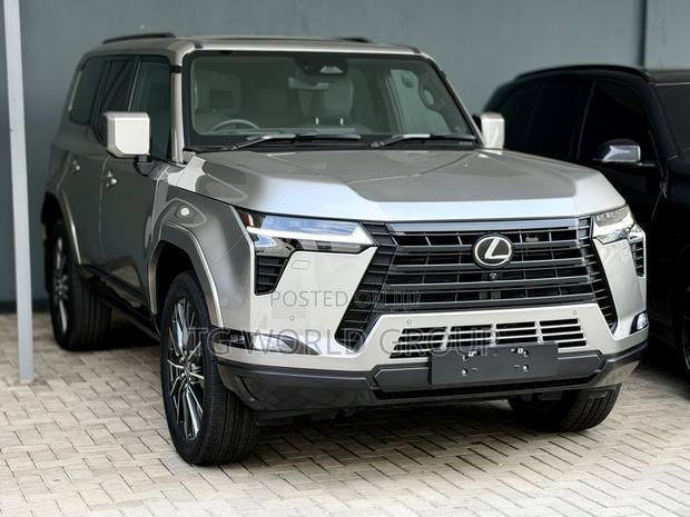 New Lexus GX 2025 Silver