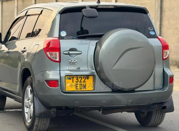 Toyota RAV4 2006 Gray
