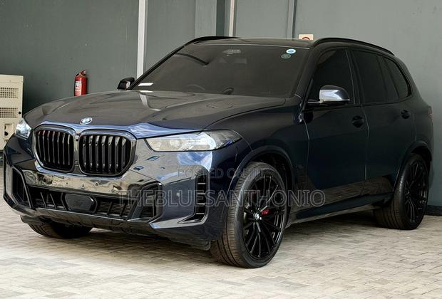 New BMW X5 2024 Blue