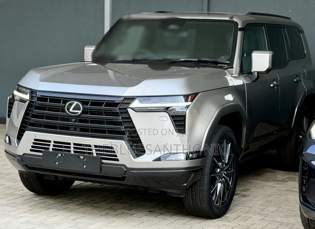 New Lexus GX 2025 Silver