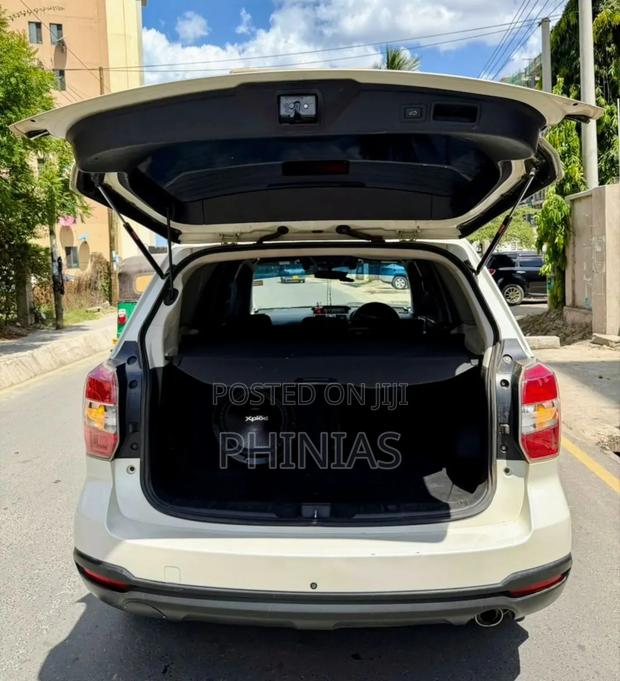 Subaru Forester 2013 White