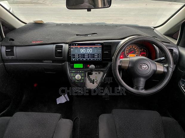 Toyota Wish 2005 Gray