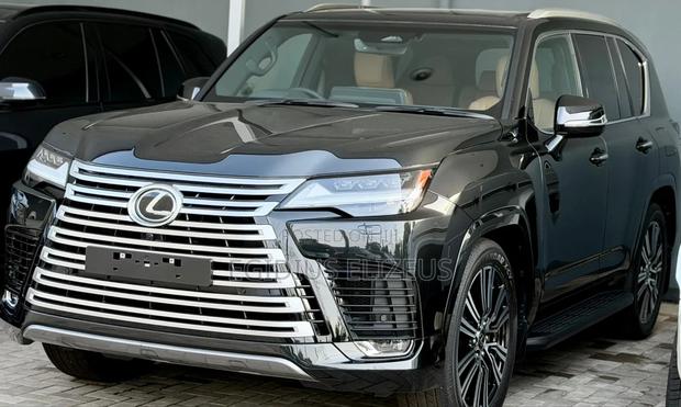 New Lexus LX 2025 Gray