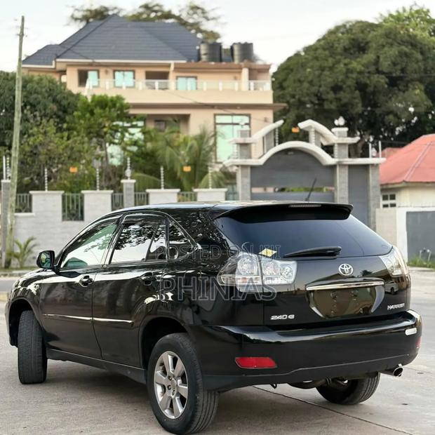 Toyota Harrier 2005 Black