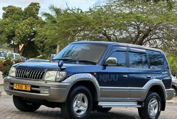 Toyota Land Cruiser Prado 2001 Blue