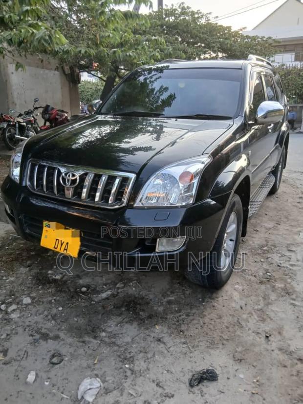 Toyota Land Cruiser Prado 2005 Black