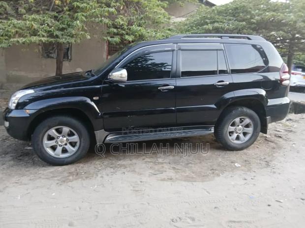 Toyota Land Cruiser Prado 2005 Black