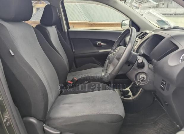 Toyota IST 2011 Black
