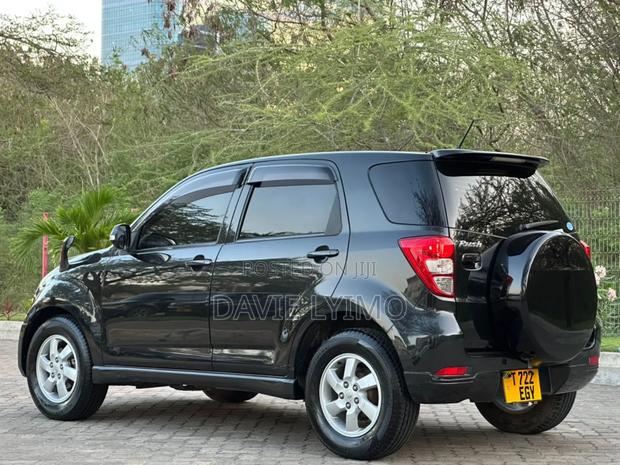 Toyota Rush 1.5 AWD 2007 Black