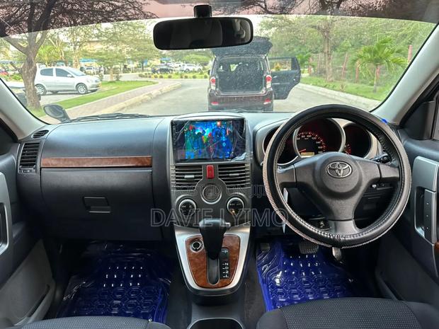 Toyota Rush 1.5 AWD 2007 Black