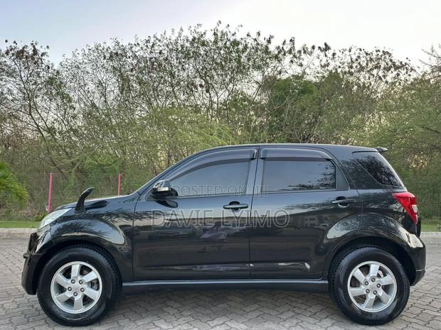 Toyota Rush 1.5 AWD 2007 Black