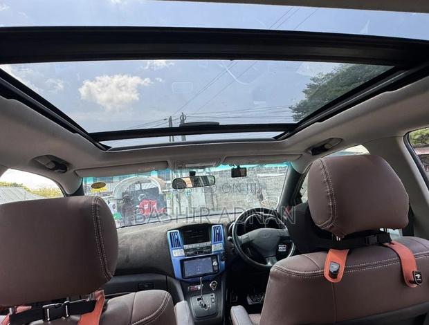 Toyota Harrier 3.0 V6 2005 Black