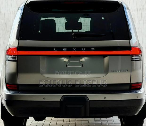 New Lexus GX 2025 Gray