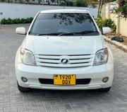Toyota IST 2005 Pearl for sale